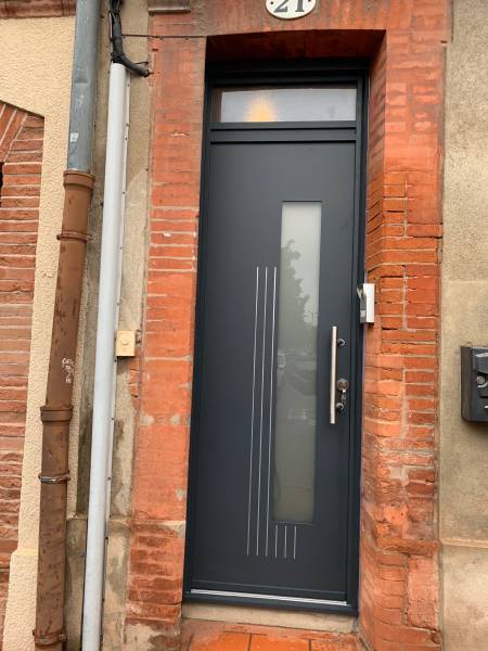 Porte d'entrée en Aluminium Majhong KLINE RAL 7016